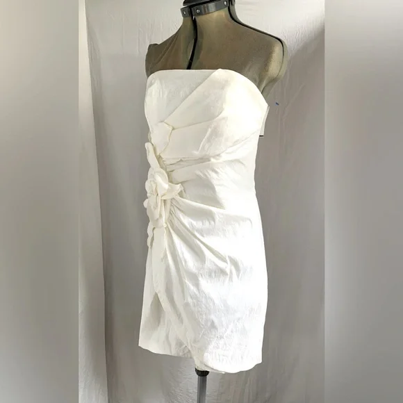 Vintage Cache" Strapless Flower design Cream Dress - Picture 2 of 12